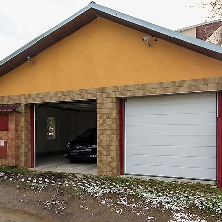 Apartman Vrane Vrané nad Vltavou Eksteriør billede
