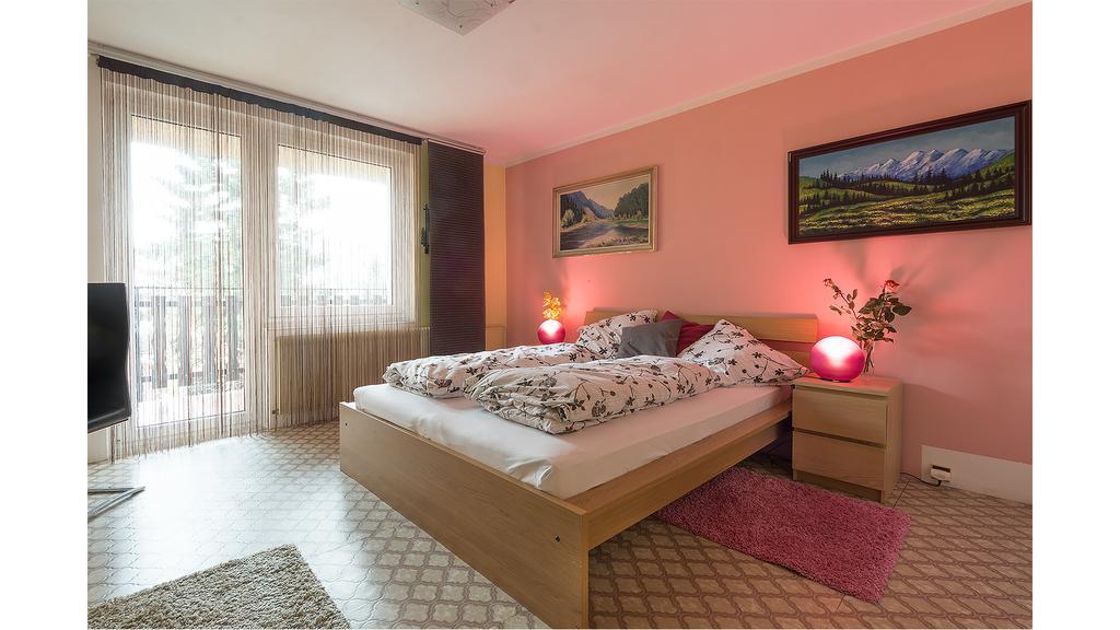 Apartman Vrane Vrané nad Vltavou Eksteriør billede